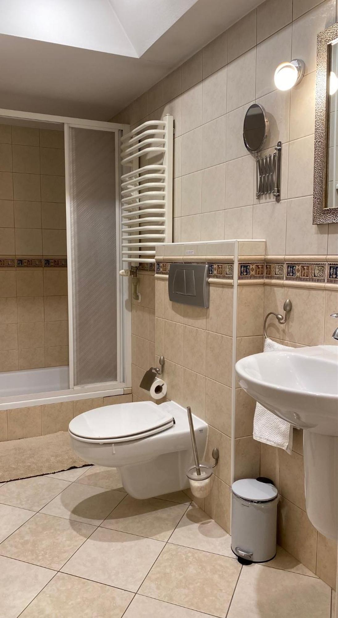 Apartament Plac Moniuszki 11 Kielce Zewnętrze zdjęcie
