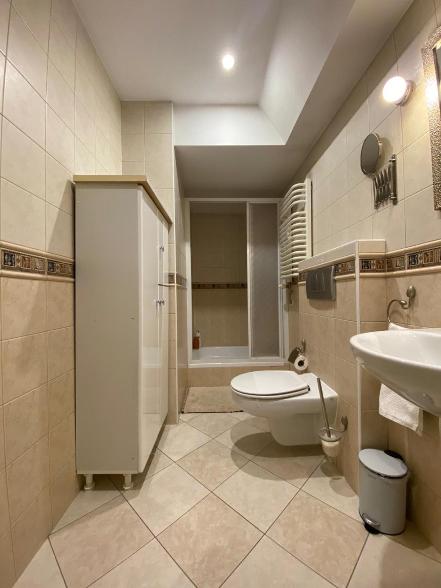 Apartament Plac Moniuszki 11 Kielce Zewnętrze zdjęcie